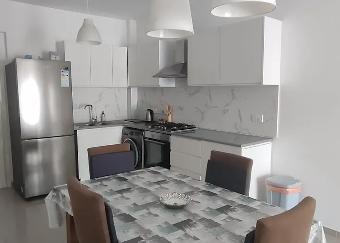 Caesar & - 1 Bed Luxury