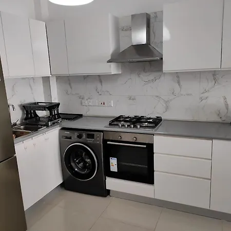 Apartment Caesar & - 1 Bed Luxury Aglantzia